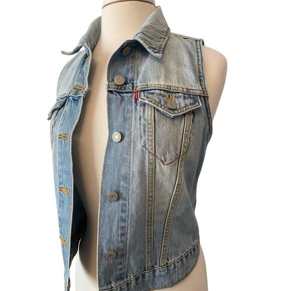 Levi Strauss Women's Petite S Boho Embroidered Distressed Denim Sleeveless Vest - Picture 4 of 11